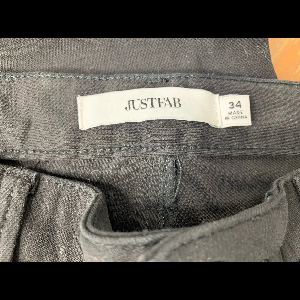 JustFab - High Rise Jean - Picture 3 of 3